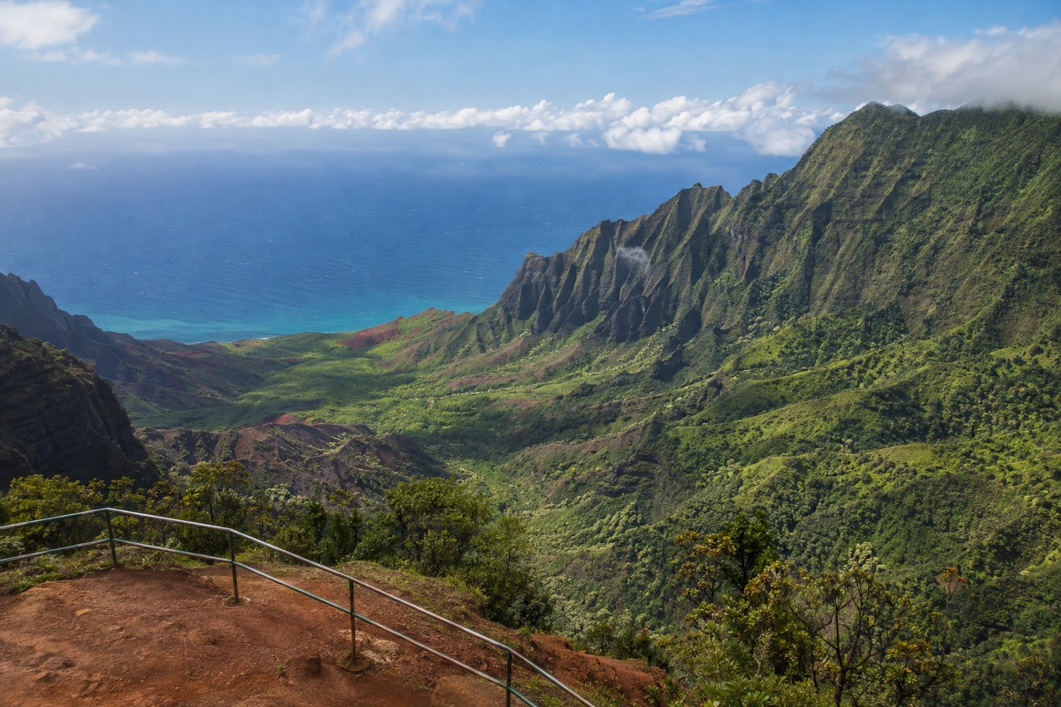 The Kalalau Lookout platform at Koke'e State Park with a valley view toward the Napali coast