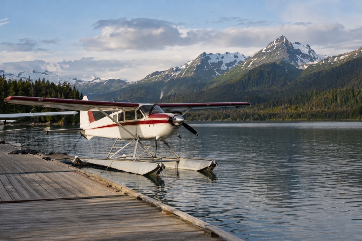 A floatplane at a dock