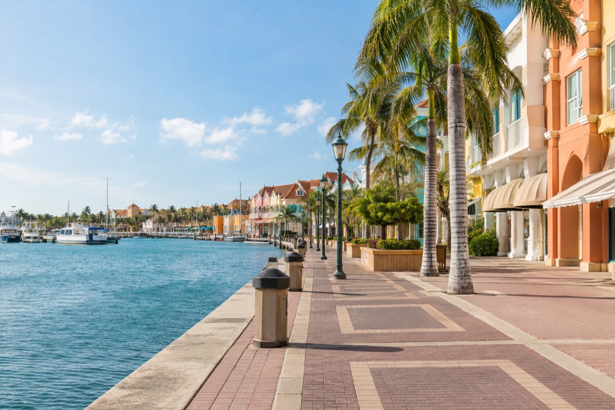 The waterfront in Oranjestad