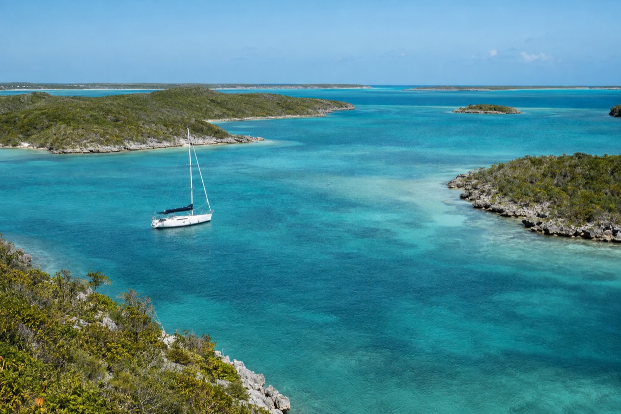 The cays of the Abacos in winter