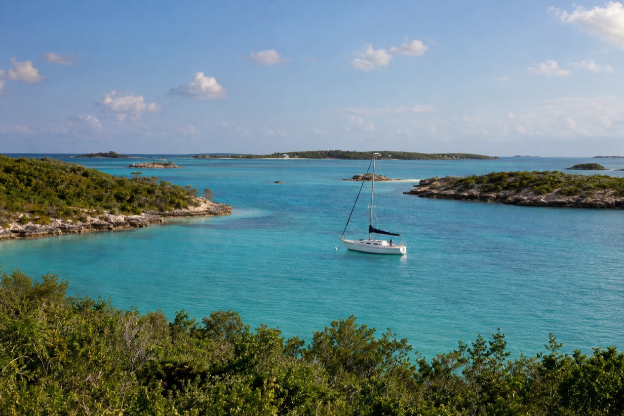 The cays of the Abacos in spring