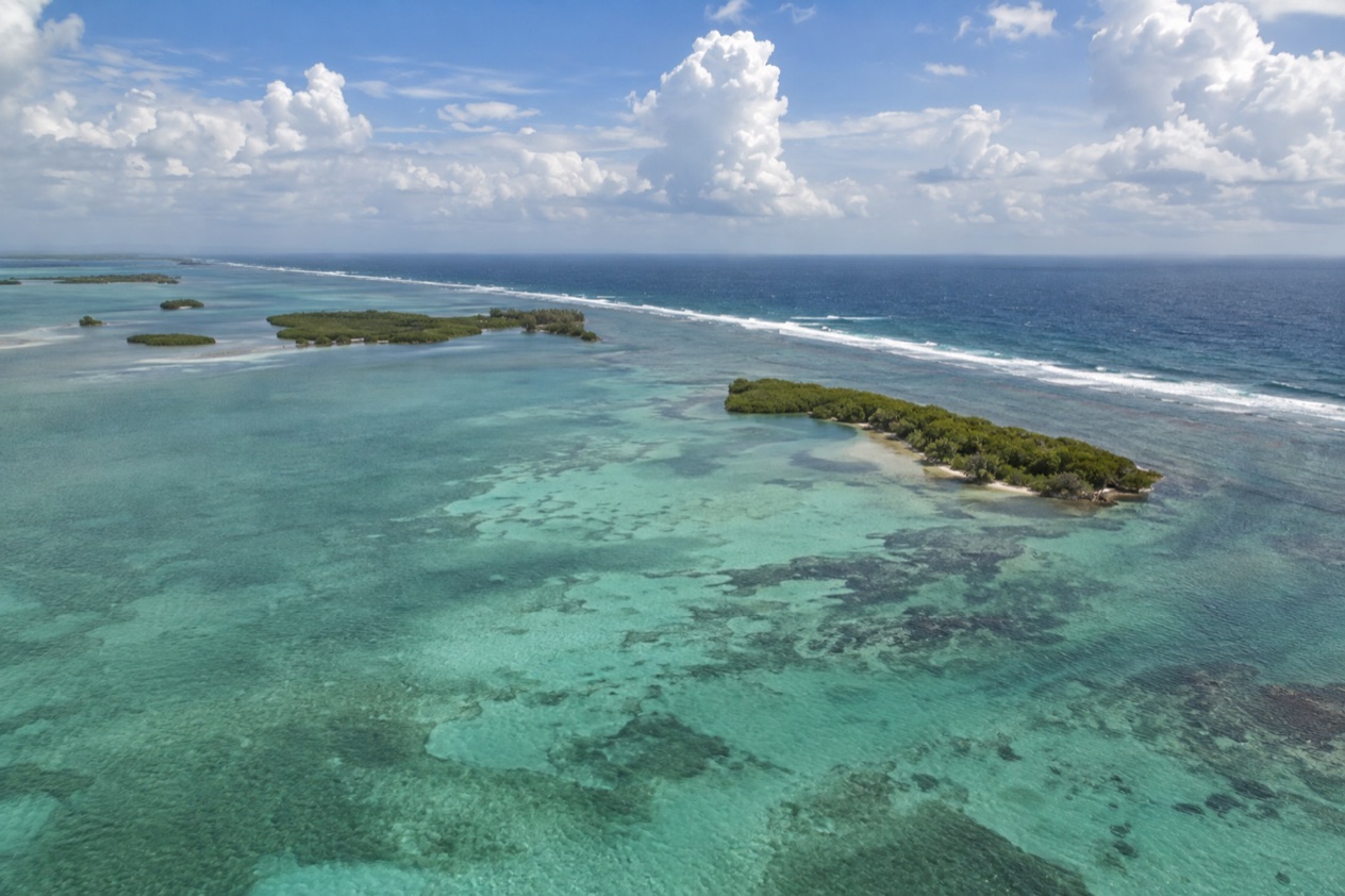The barrier reef and cayes of Belize in the wet season