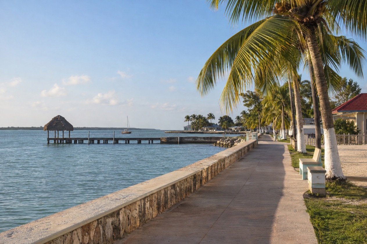 The bayfront at Corozal