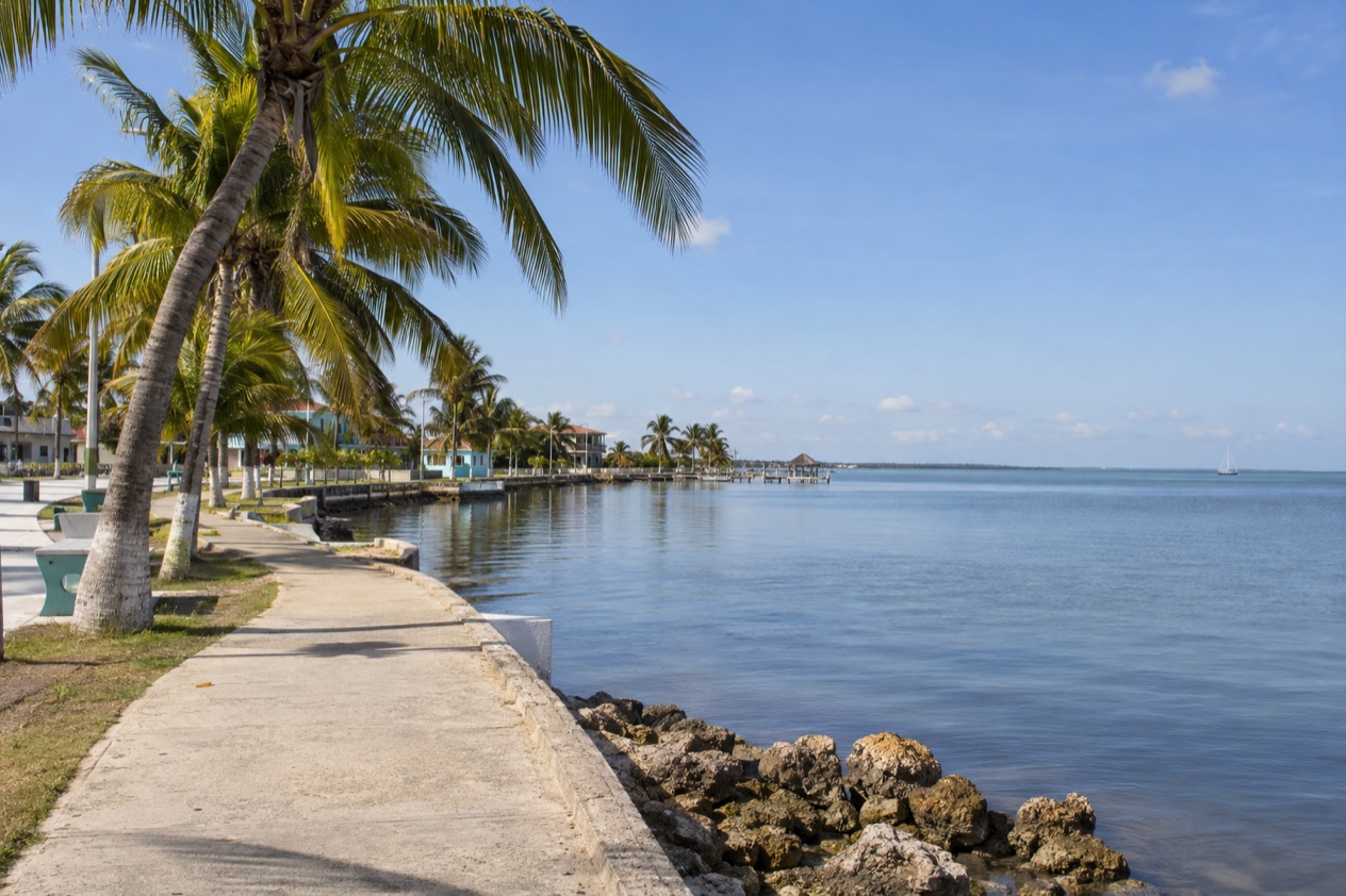 The bayfront at Corozal
