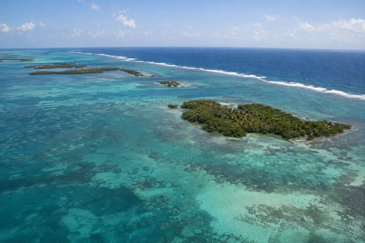 The barrier reef and cayes of Belize