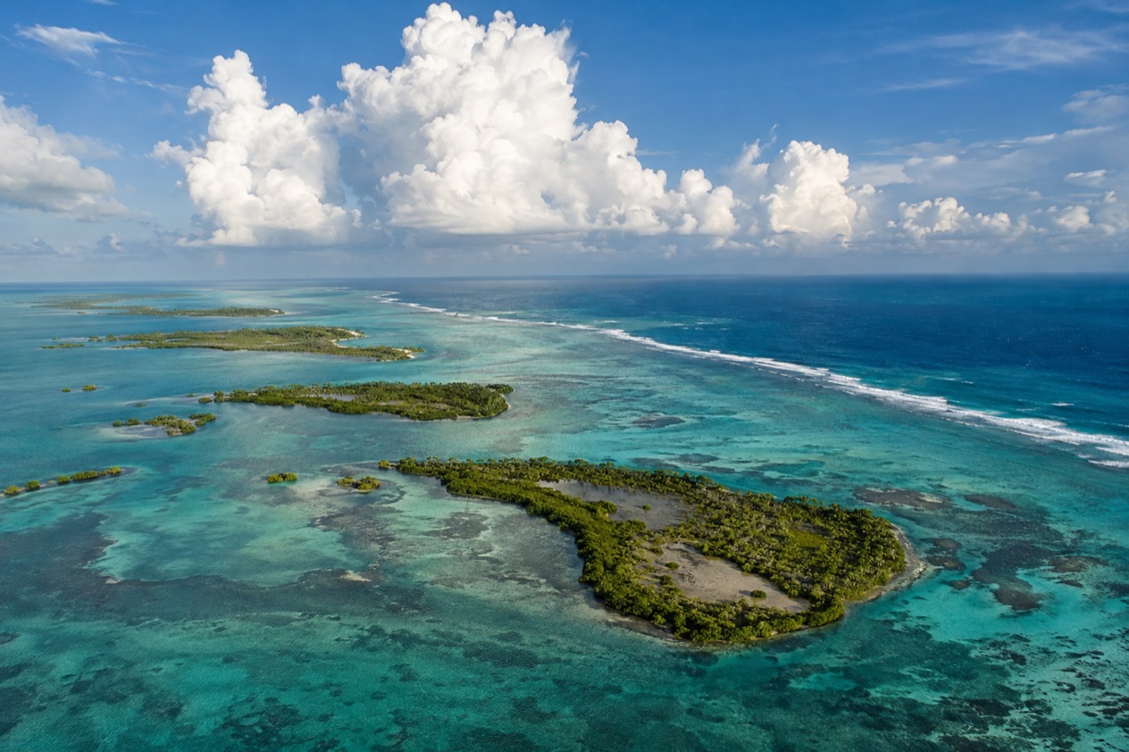 The barrier reef and cayes of Belize in the wet season