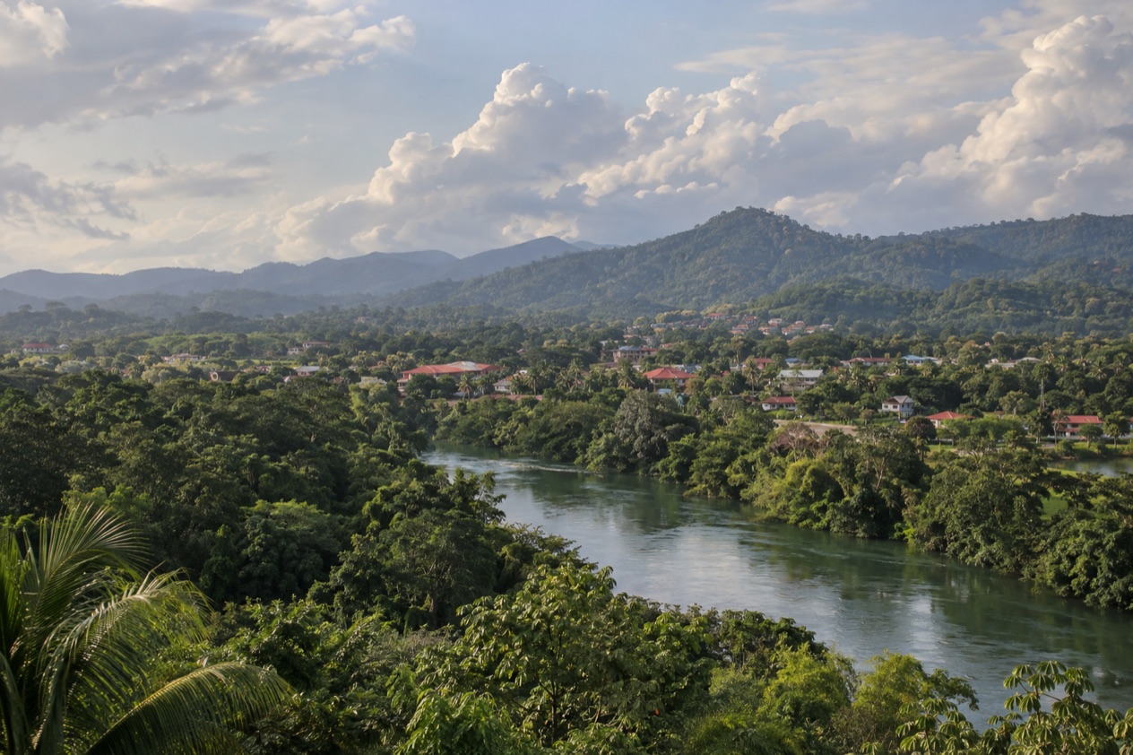 The hills around San Ignacio in the wet season