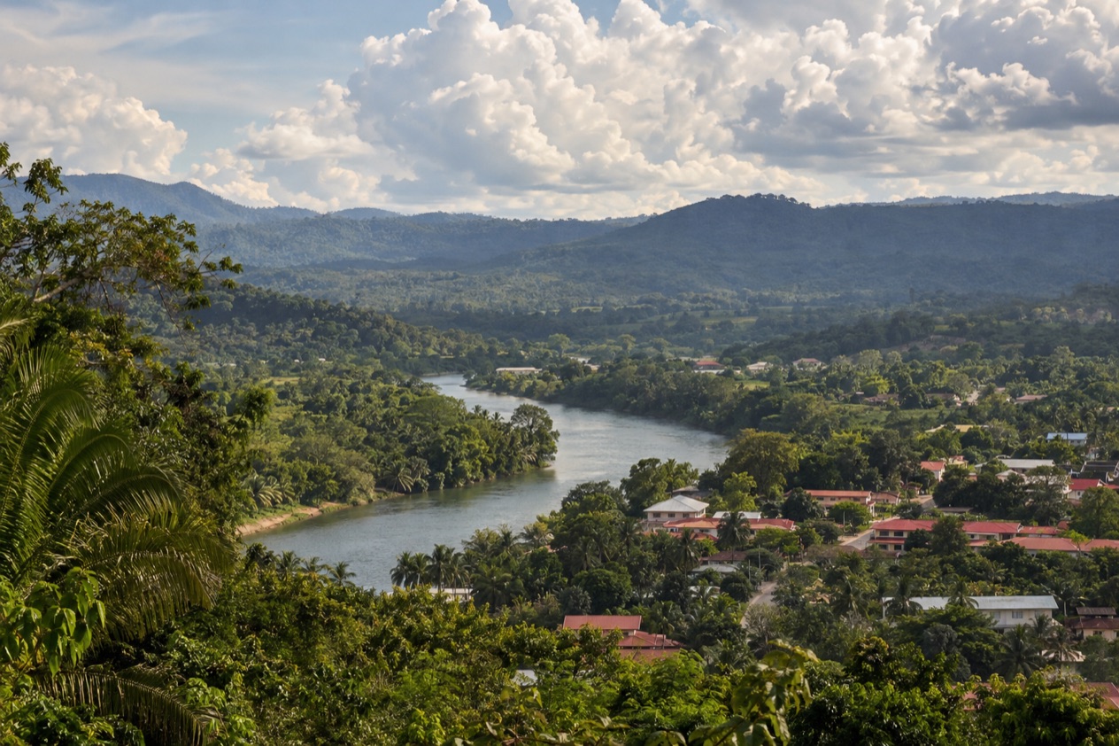 The hills around San Ignacio in the wet season