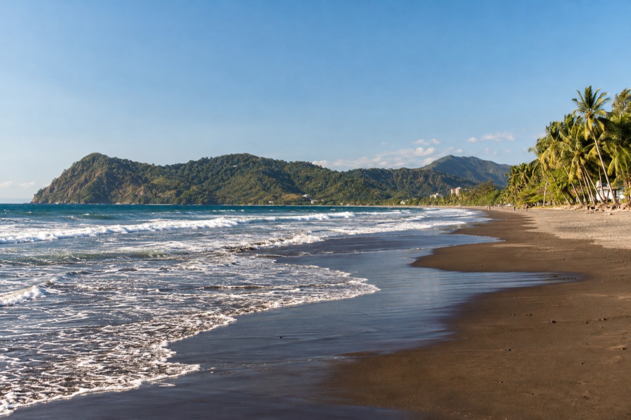 The surf beach at Jaco in the dry season