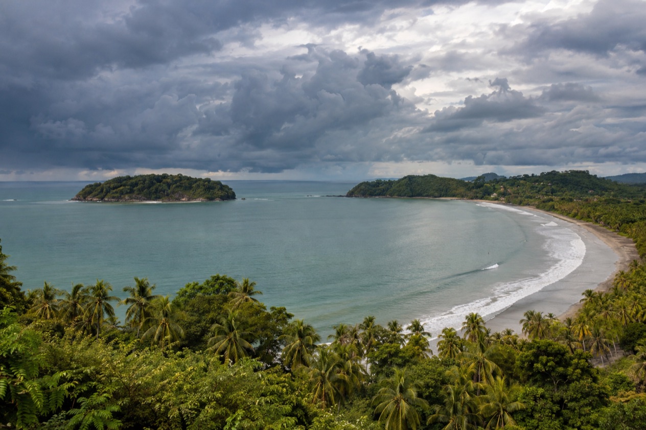 The calm bay at Samara in the rainiest months
