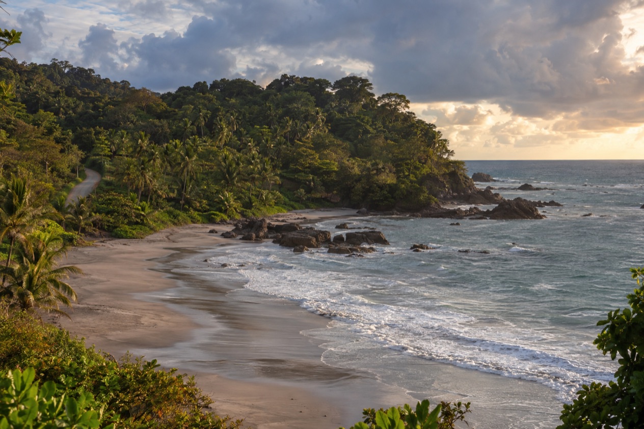 The beach at Santa Teresa in the rainiest months