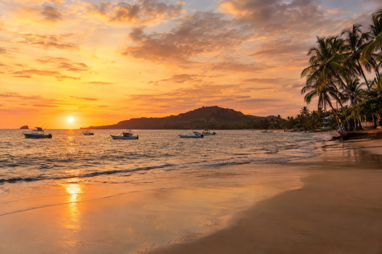 The beach at Tamarindo at sunset