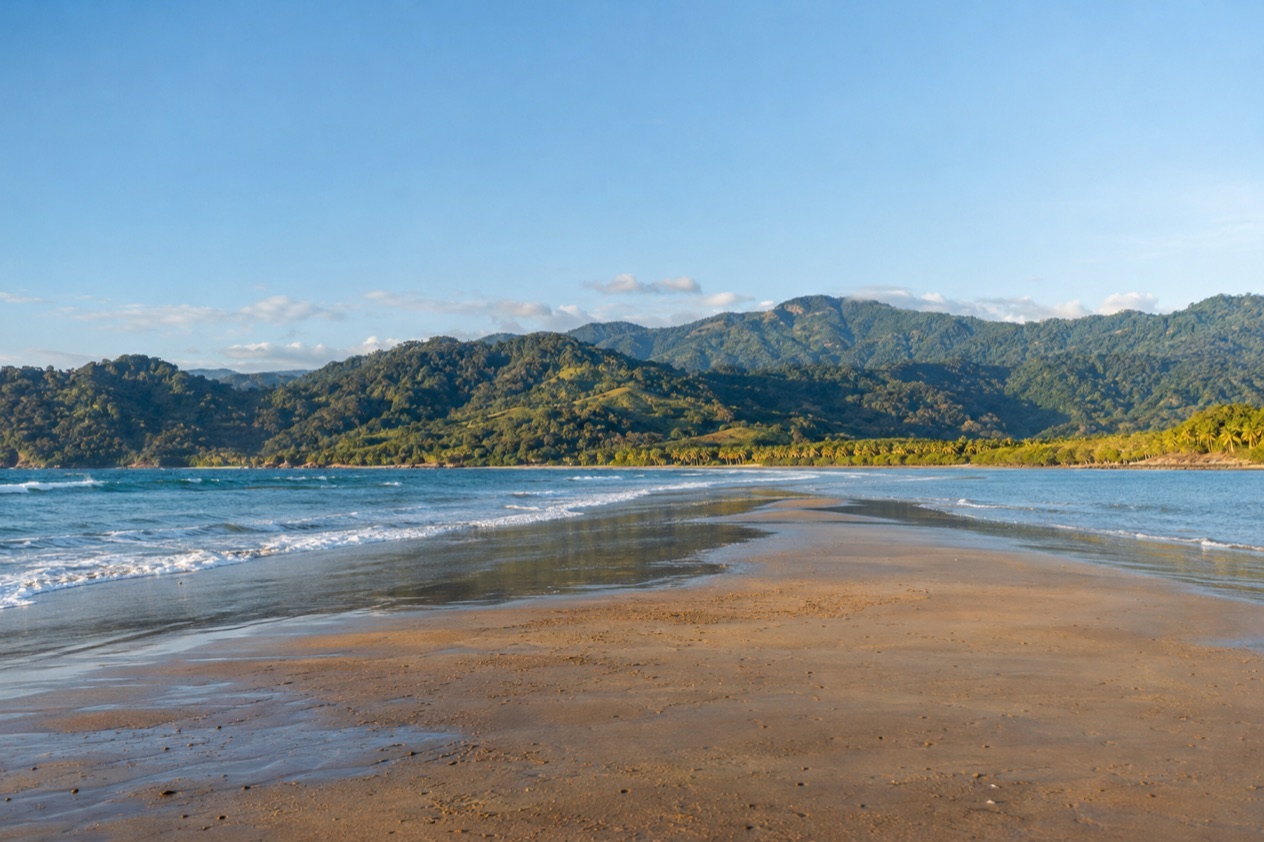The sandbar of Marino Ballena near Uvita in the dry season