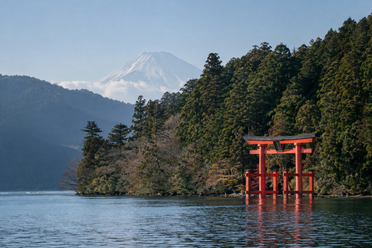Lake Ashi in Hakone