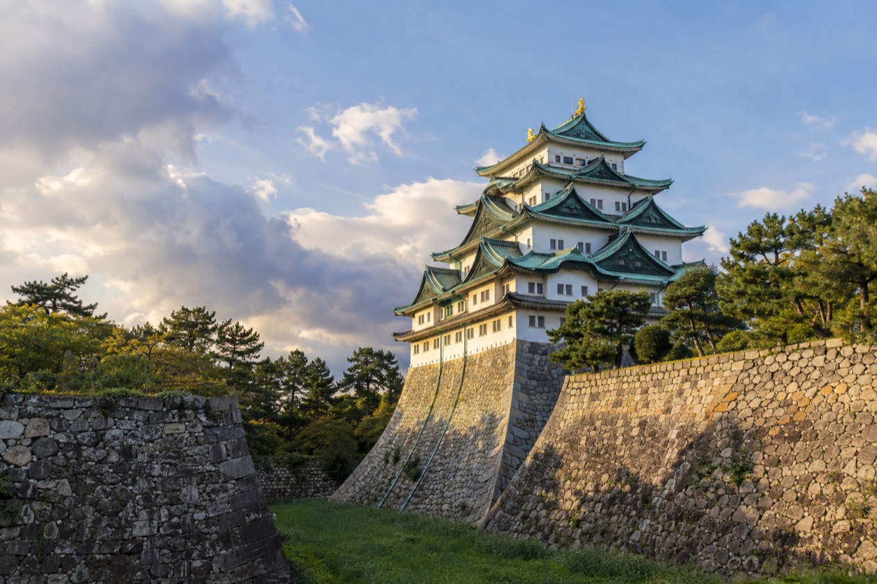 Nagoya Castle in early autumn