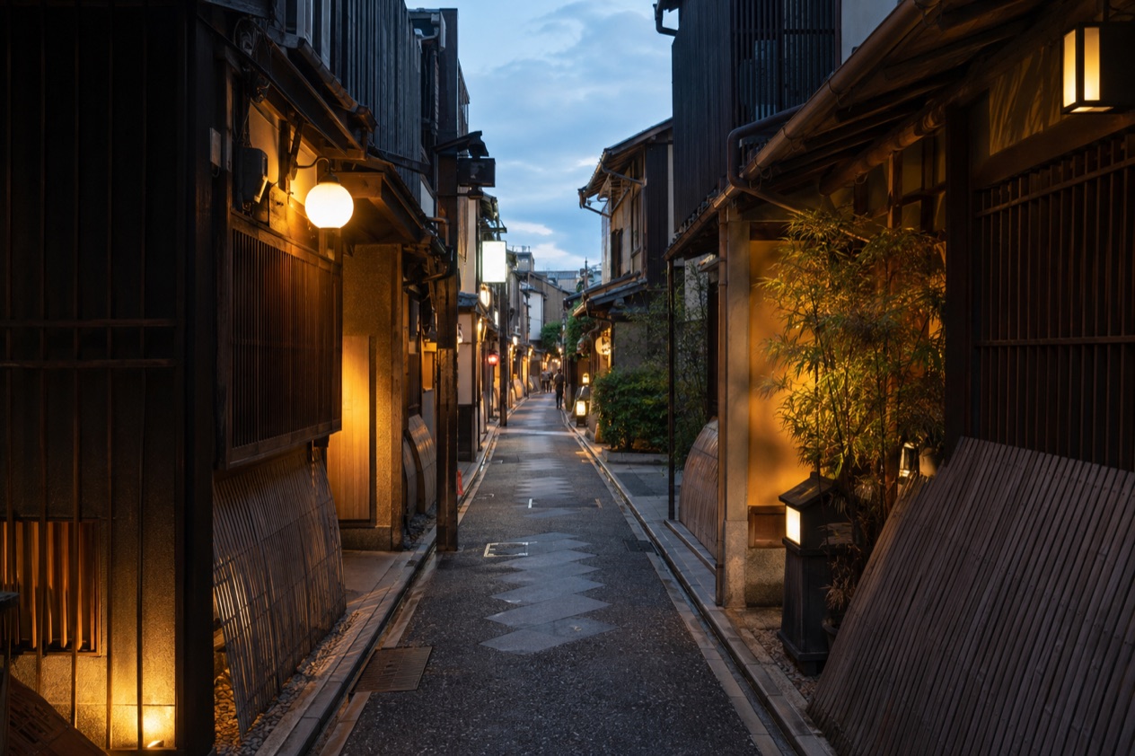 Pontocho Alley