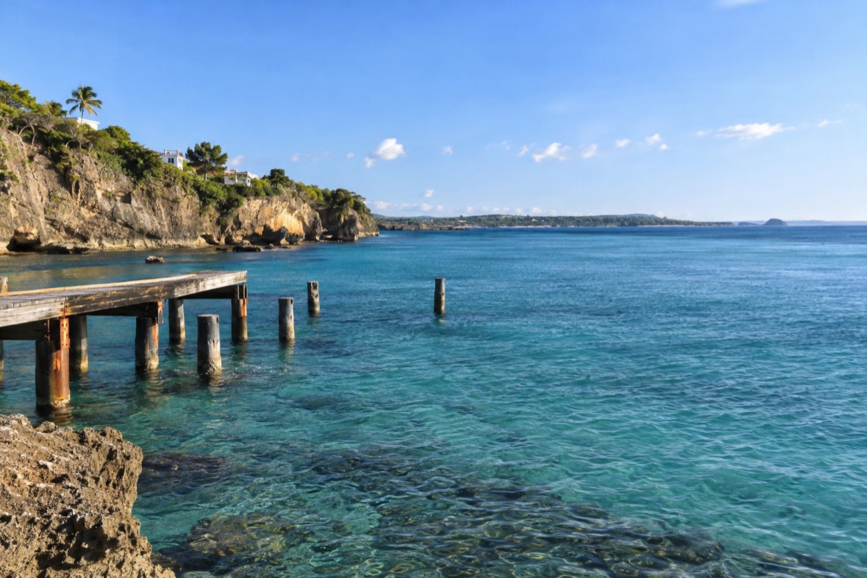 The coast near Aguadilla in the drier season