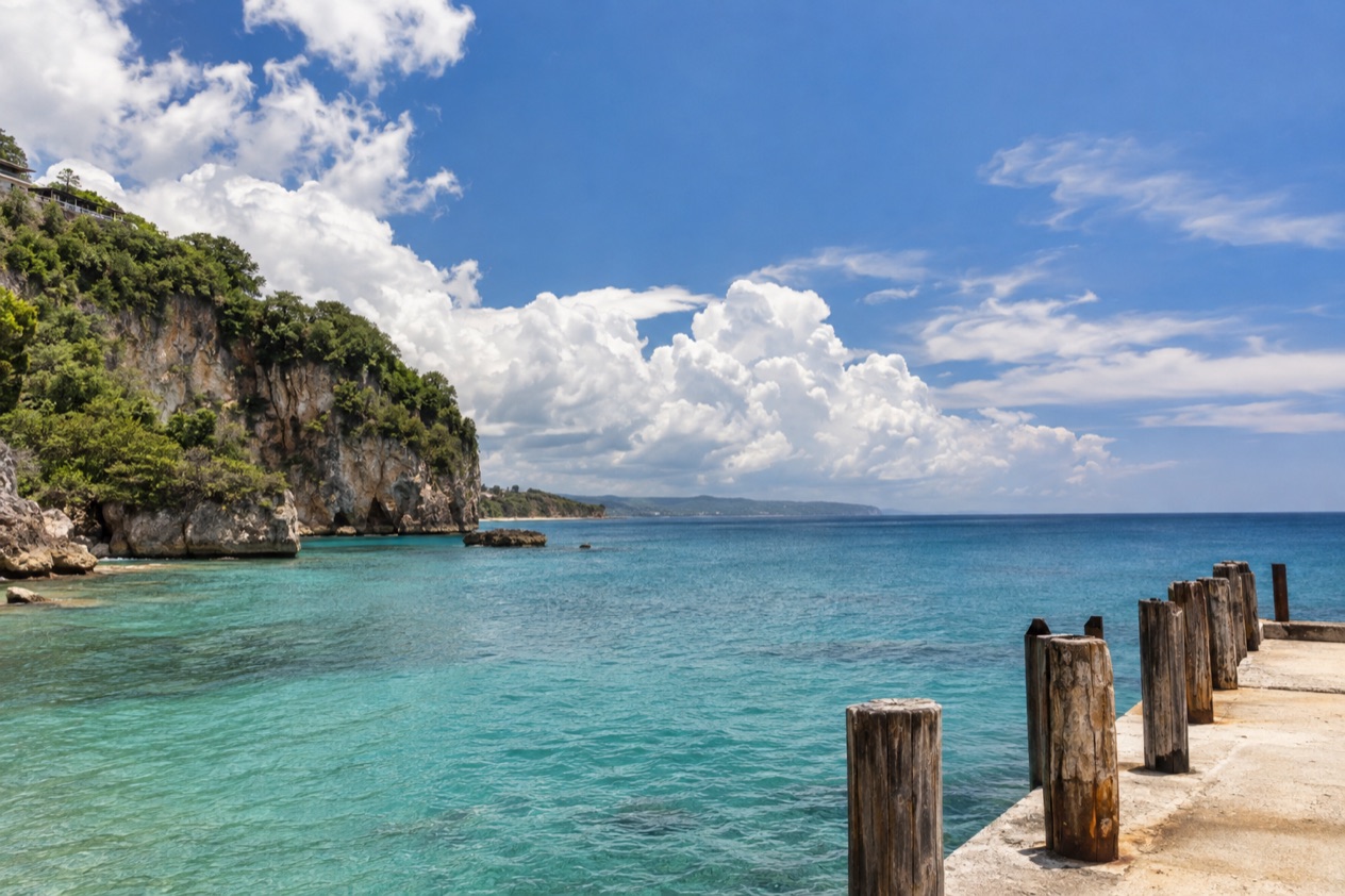 The coast near Aguadilla in the hot, bright months
