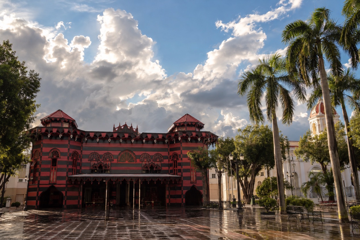 The Parque de Bombas firehouse on Plaza Las Delicias in Ponce in the wetter months